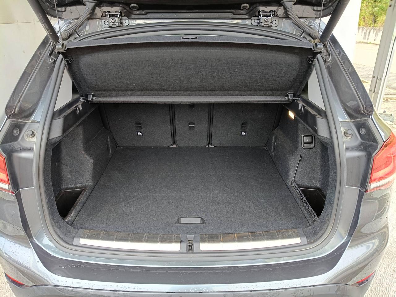 BMW X1 F48 2019 - X1 sdrive18d xLine Plus auto