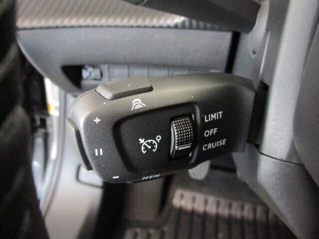 Peugeot 2008 PureTech 100 S&S Allure