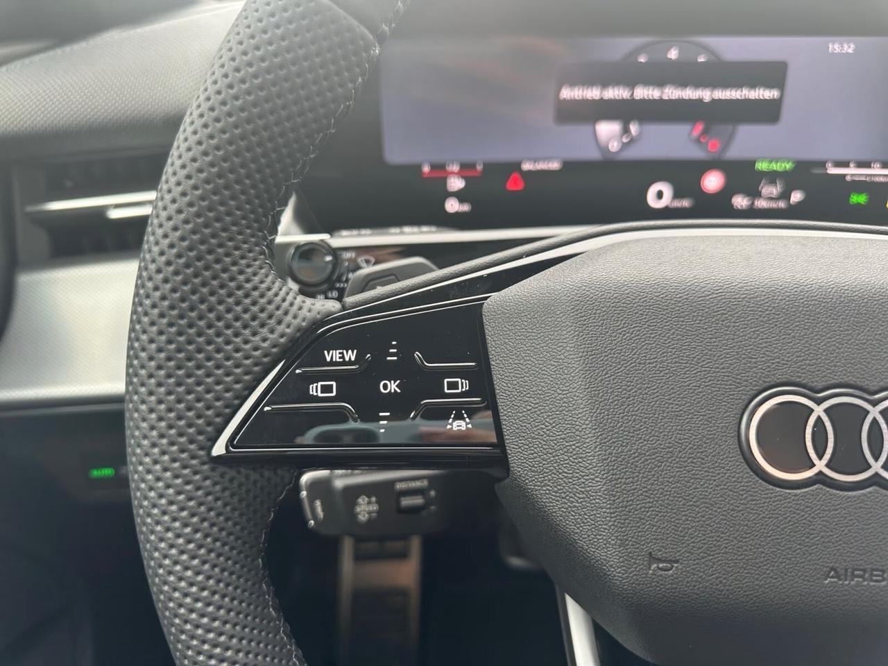 Audi Q3 40 TFSI quattro S tronic line edition