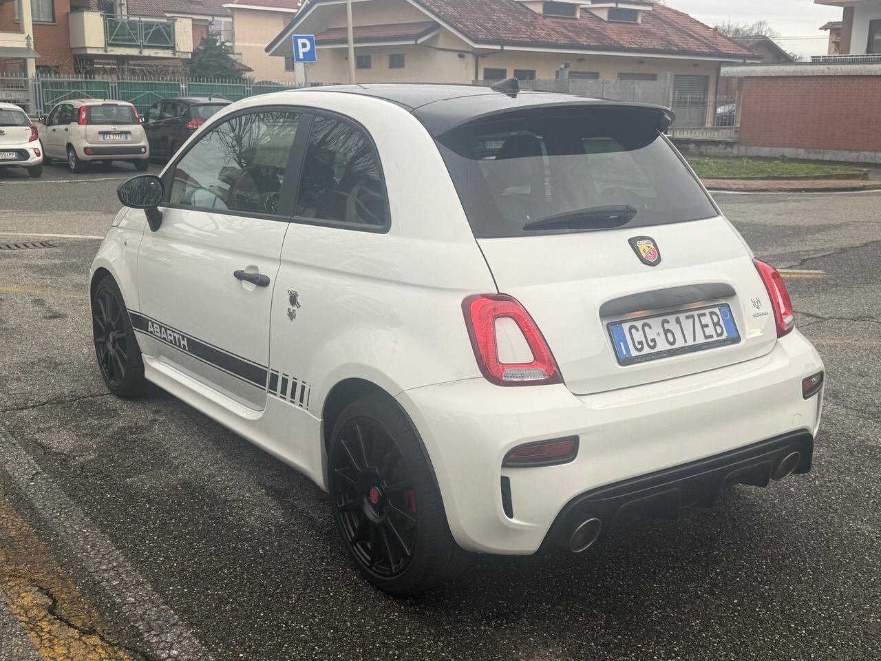 Abarth 595 1.4 Turbo T-Jet 180 CV Esseesse