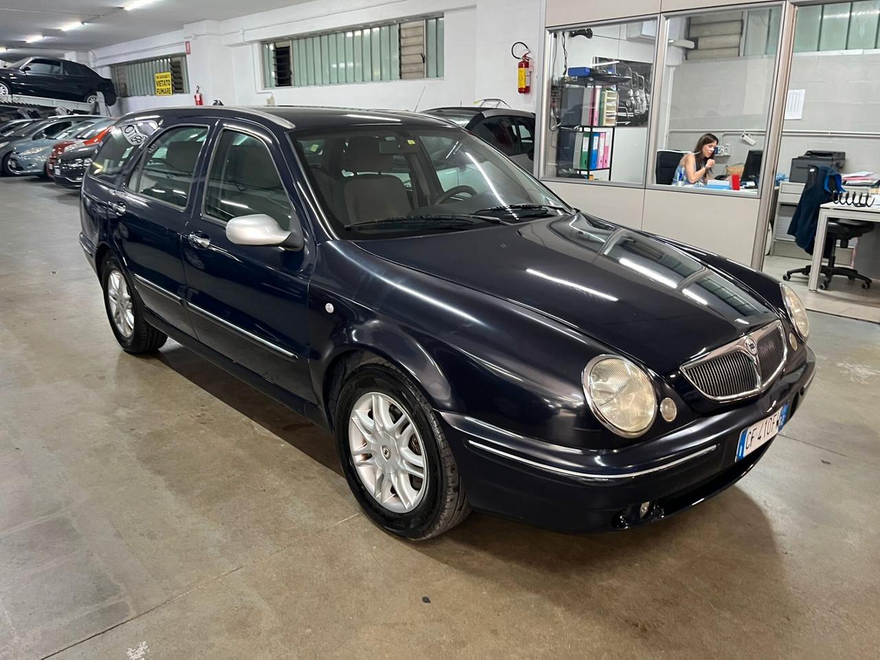 Lancia Lybra 1.9 JTD Station Wagon