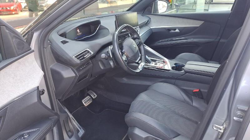 Peugeot 5008 1.5 BLUEHDi 130CV EAT8 ALLURE **KM17000**7 POSTI**