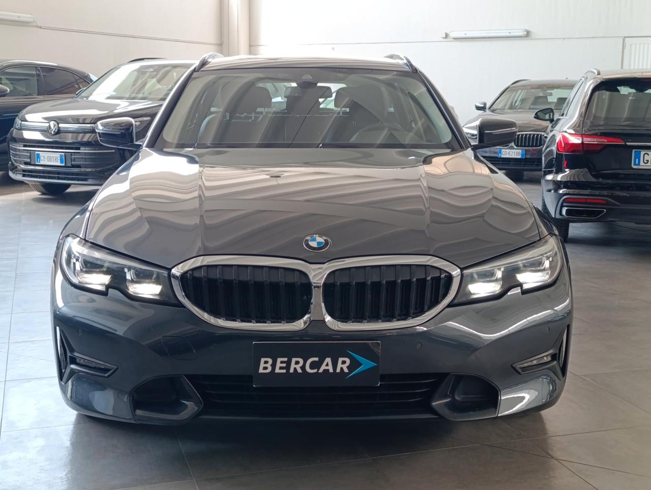BMW 320 d Touring mhev 48V xdrive Sport auto