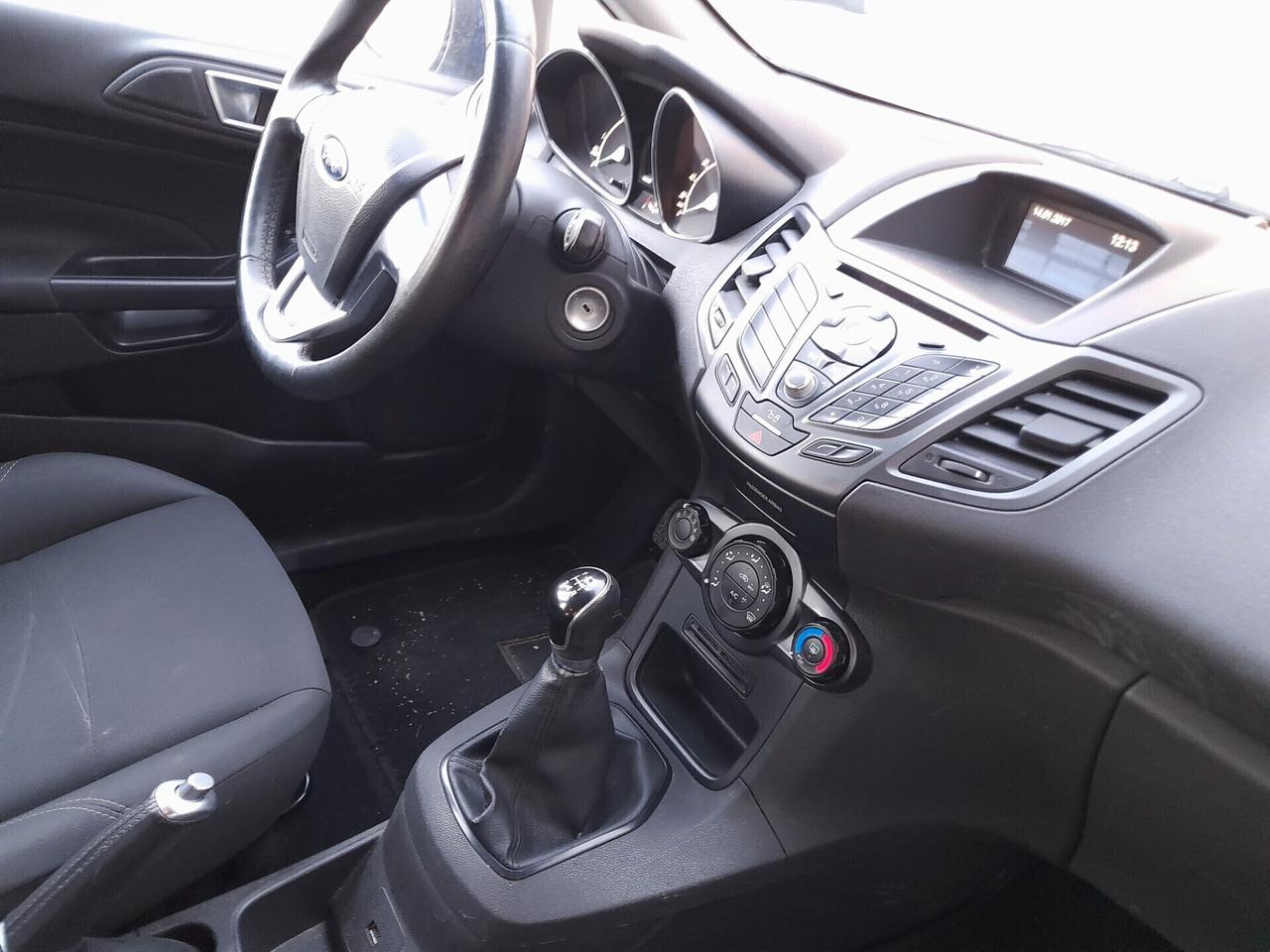 Ford Fiesta 1.5 TDCi 75CV 5 porte Business