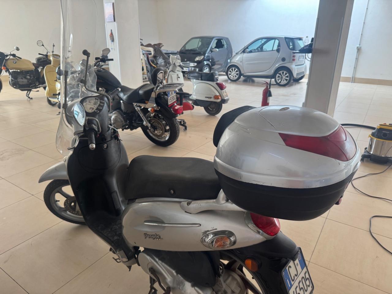 Kymco People 150