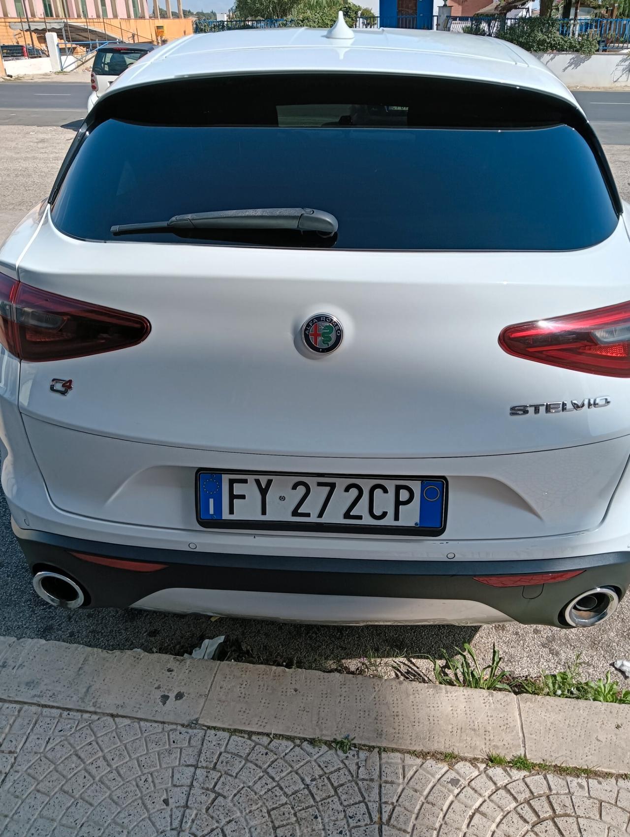 Alfa Romeo Stelvio 2.2 Turbodiesel 190 CV AT8 Q4 Executive