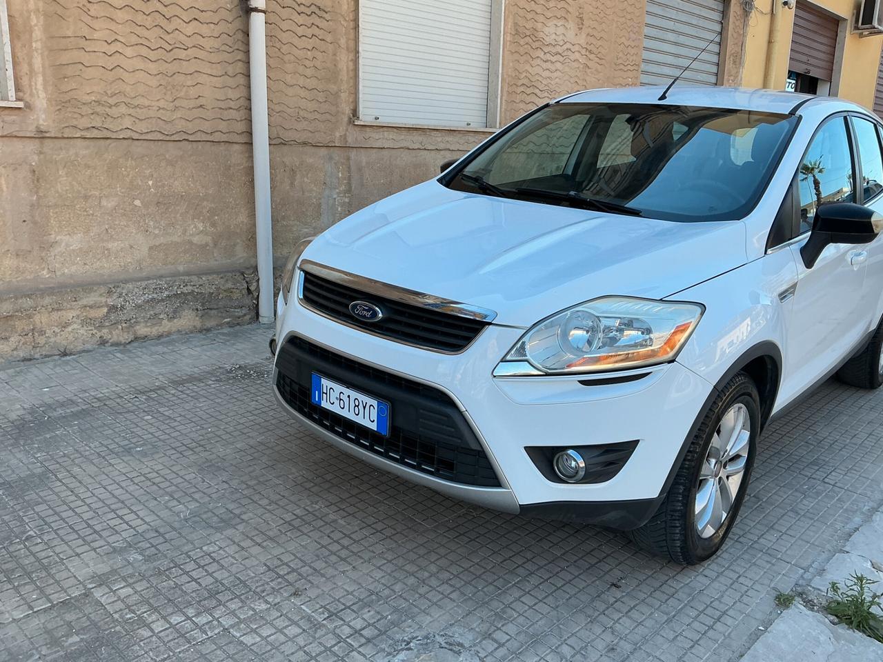 Ford Kuga 2.0 TDCi 136 CV 4WD Titanium DPF