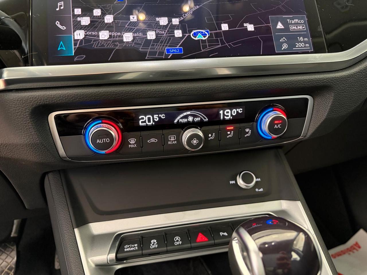 Audi Q3 35 TDI S tronic Business Advanced