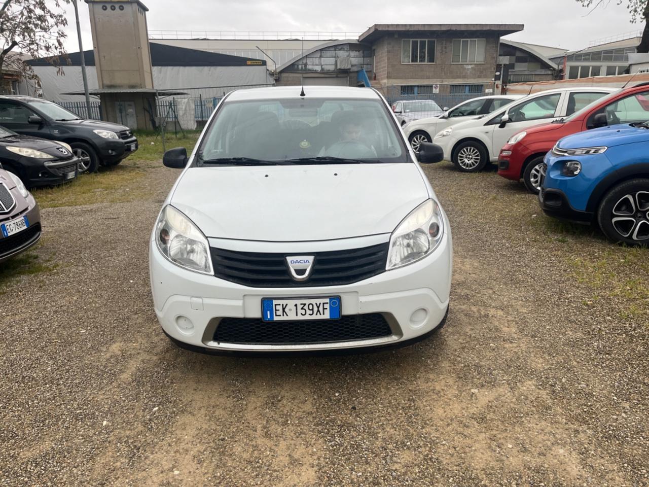 Dacia Sandero 1.2 16V Lauréate 2011 121.000 KM