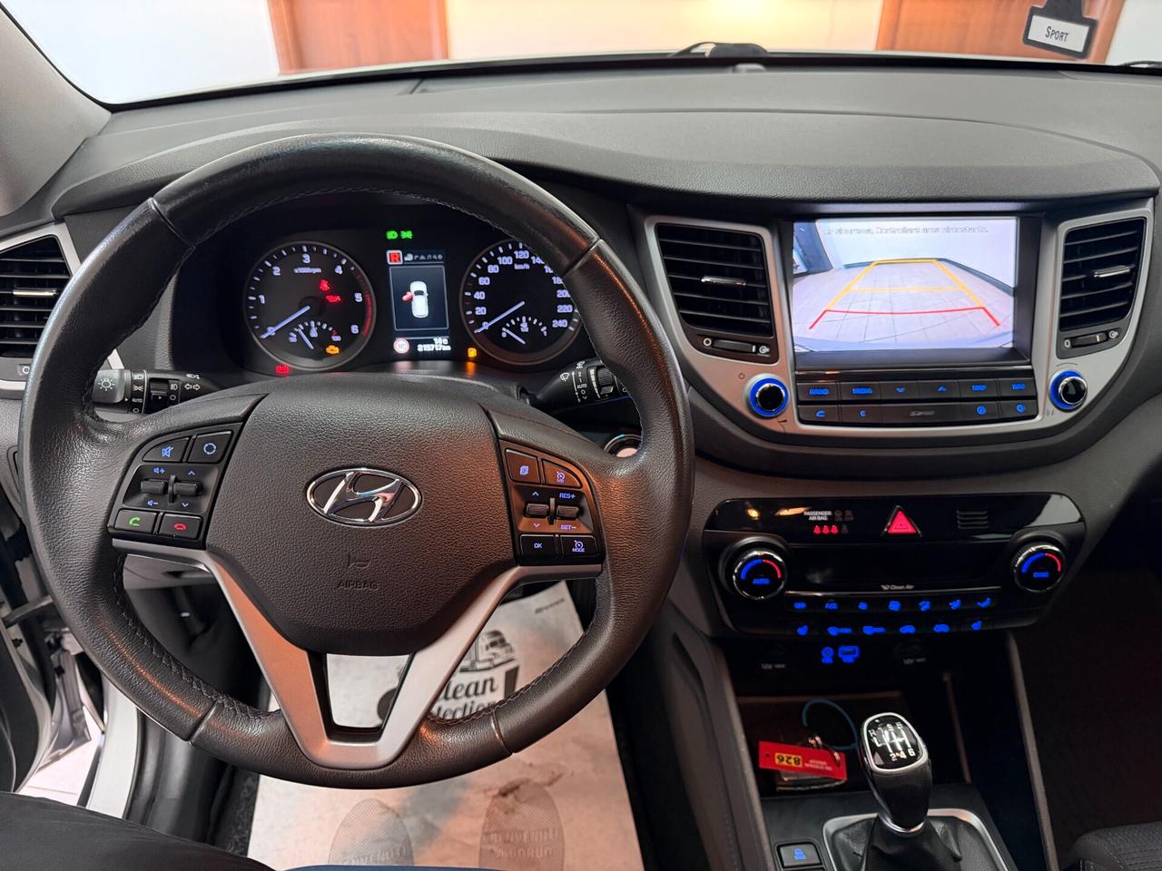 Hyundai Tucson 1.7 CRDi XPossible OK NEOPATENTATI E6