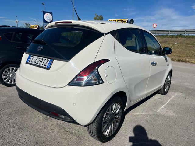 LANCIA Ypsilon 1.2 69 CV 5 porte S&S Silver