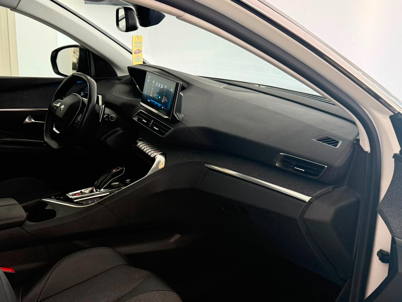 Peugeot 3008 1.5 diesel 130CV 2023 AUTOMATICA