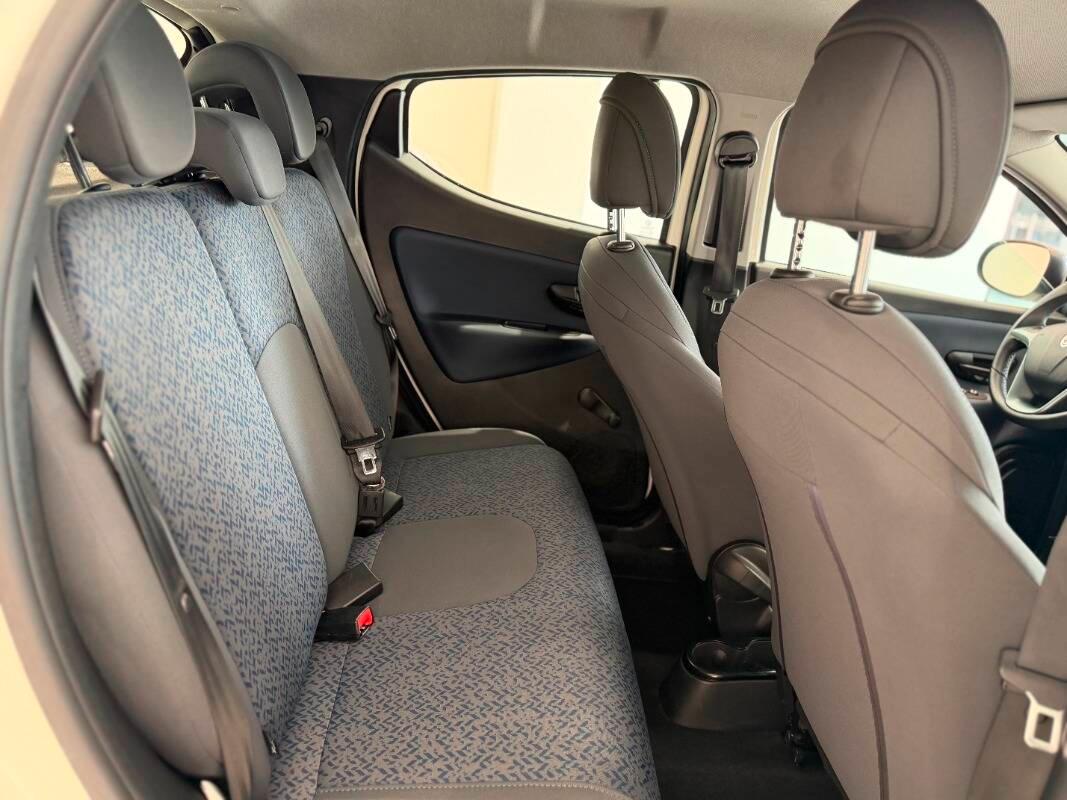 Lancia Ypsilon III 1.0 firefly hybrid Gold s&s 70cv 5p.ti