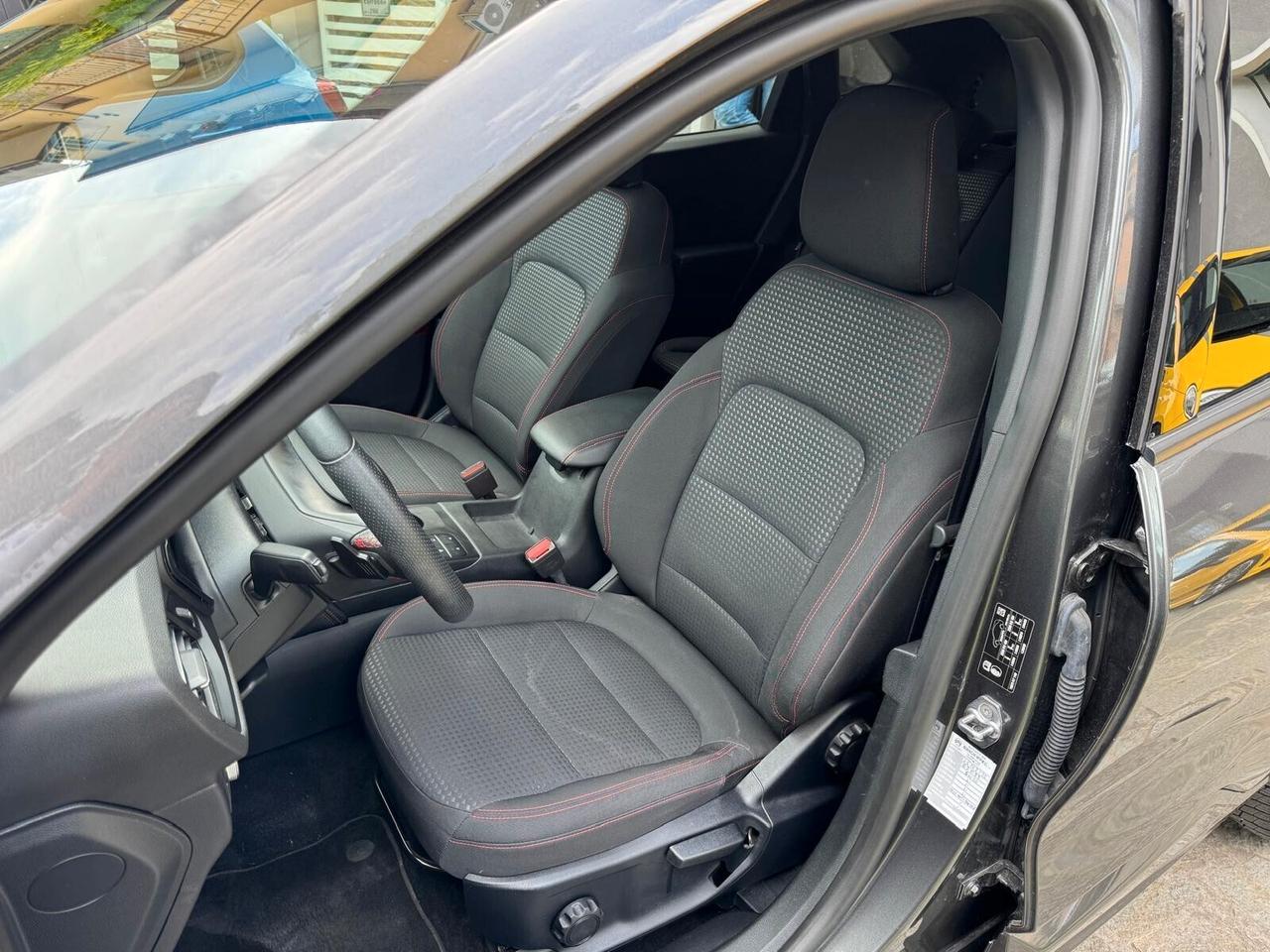 FORD KUGA 1.5 EcoBlue 120cv 2WD ST-Line X NEOPAT.