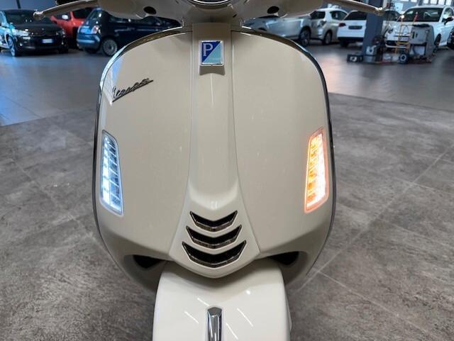 Vespa GTS 300 hpe Super
