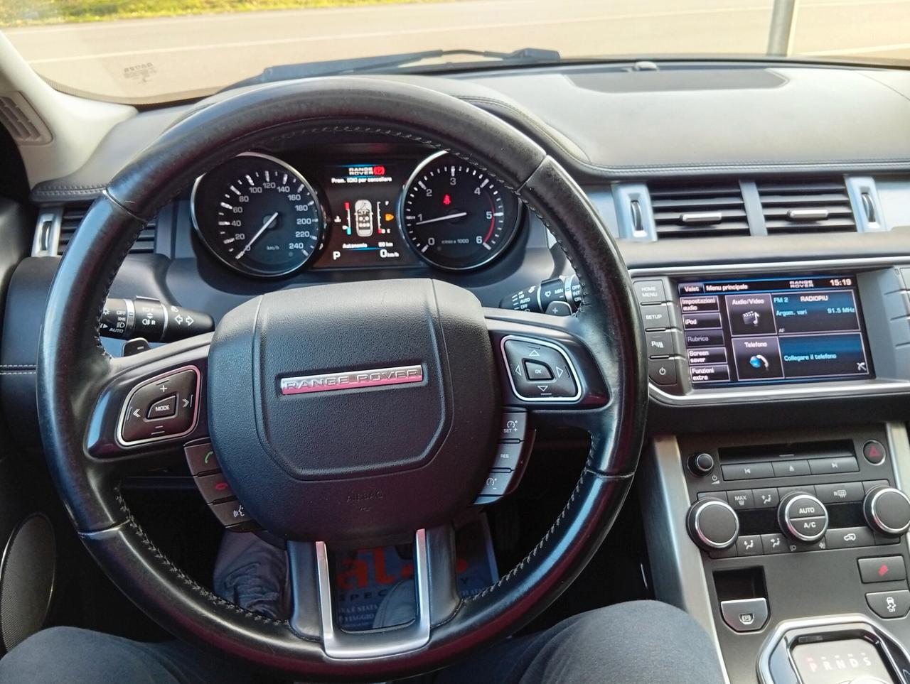 Land Rover Range Evoque 2.2 TD4 5p. Dynamic