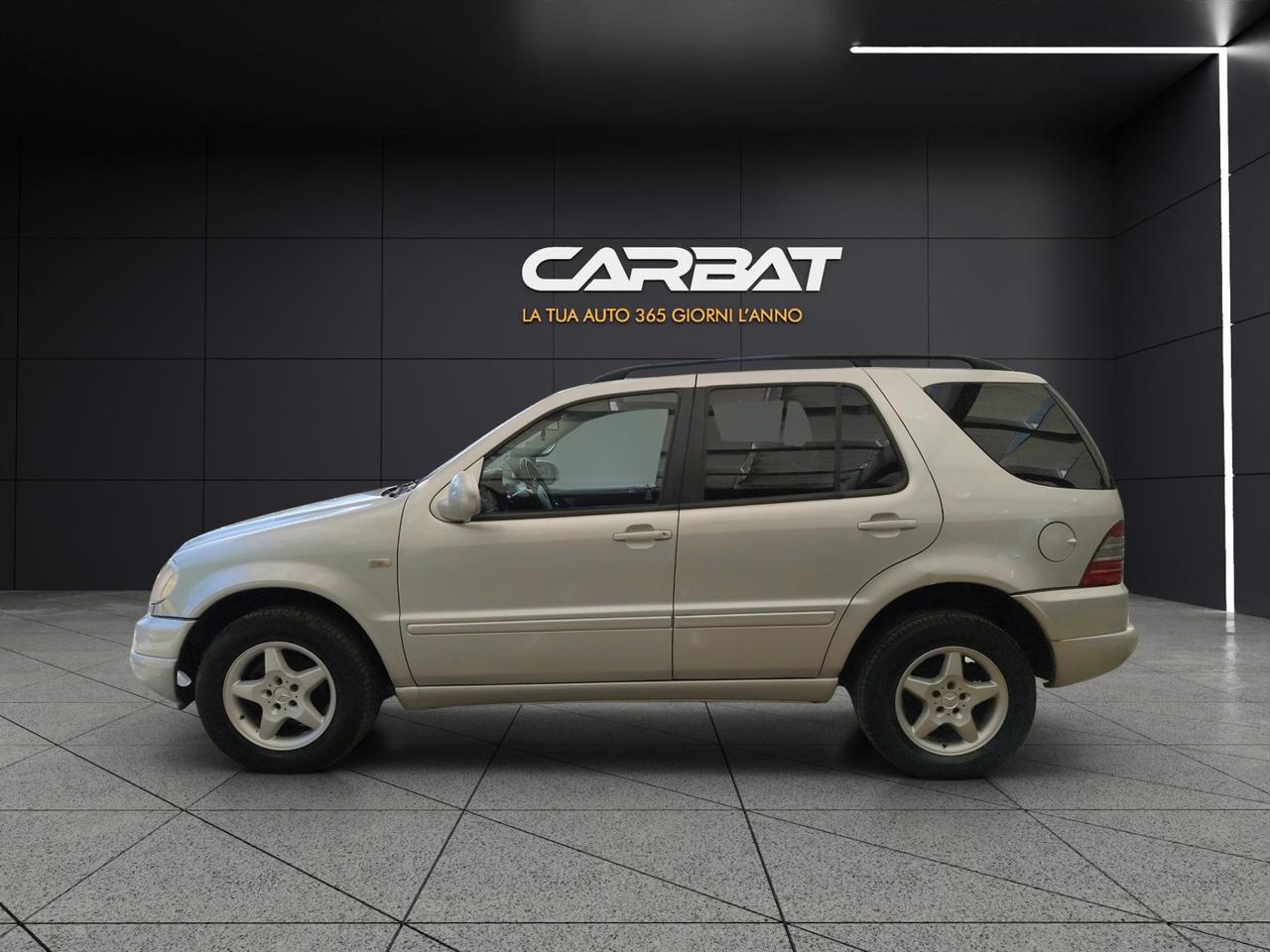 MERCEDES Classe M (W163) ML 270 turbodiesel...