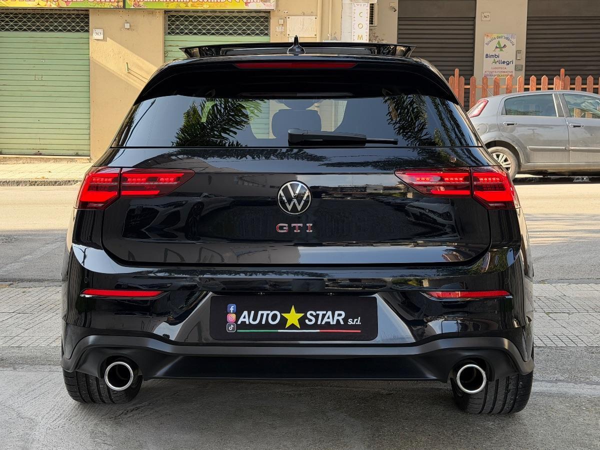 Volkswagen Golf 8 GTI 2.0 TSI 245 CV