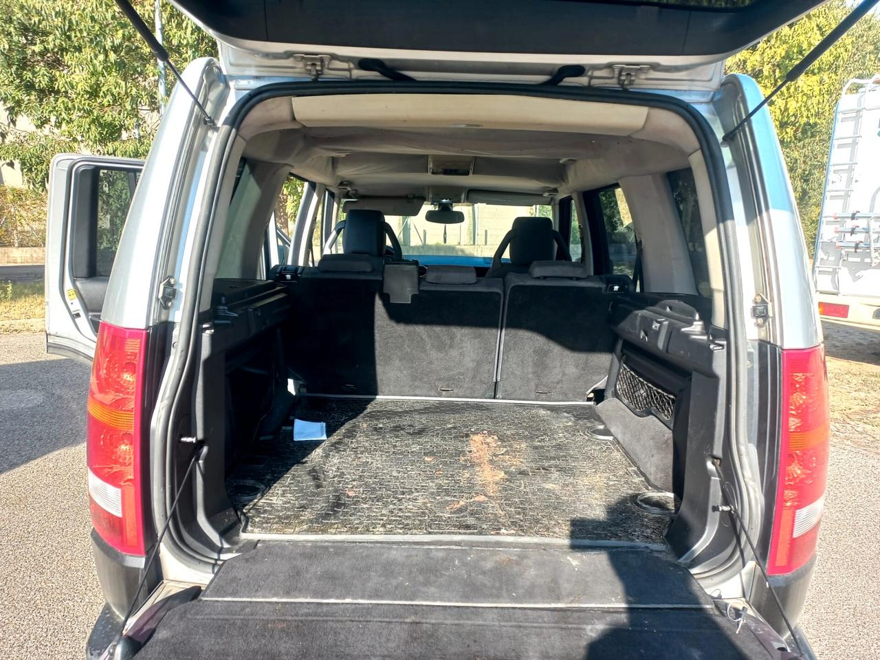 Land Rover Discovery 3 2.7 TDV6 HSE