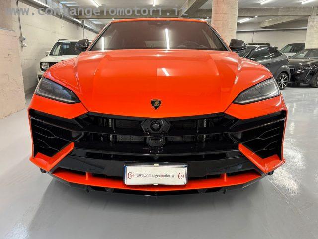 LAMBORGHINI Urus 4.0 SE vettura ufficiale