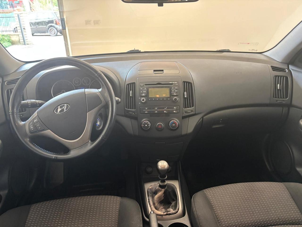 HYUNDAI I30 ANNO 2008 DS 1.6 ADATTA NEOPATENTATI KM 85 MILS