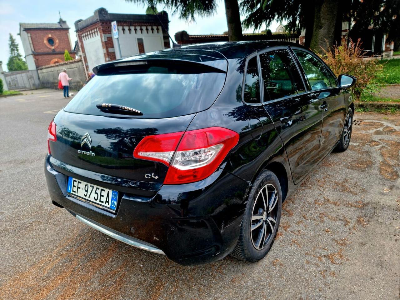 Citroen C4 Picasso 1.6 ADATTA A NEOPATENTATI