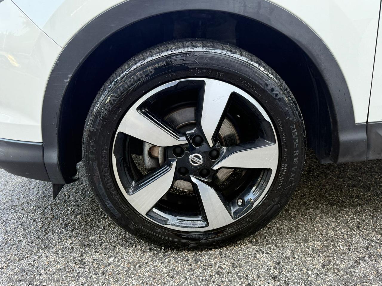 NISSAN Qashqai 1.2 DIG-T 360