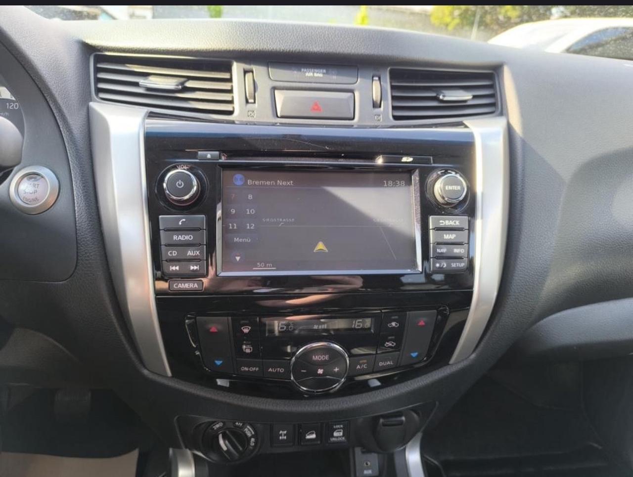 Nissan Navara 2.3 dCi 190 CV 4WD Double Cab N-Connecta