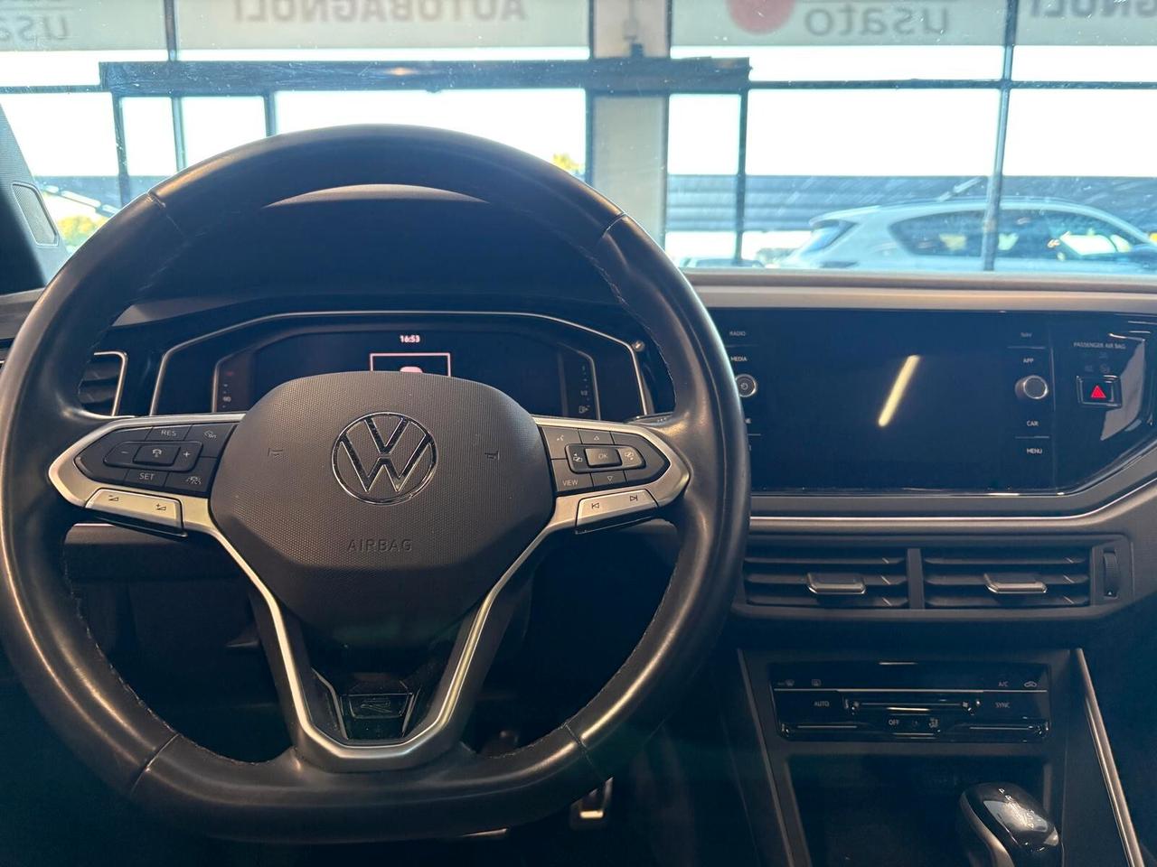 Volkswagen Taigo R-LINE Plus 1.5 TSI ACT DSG UNICO PR.