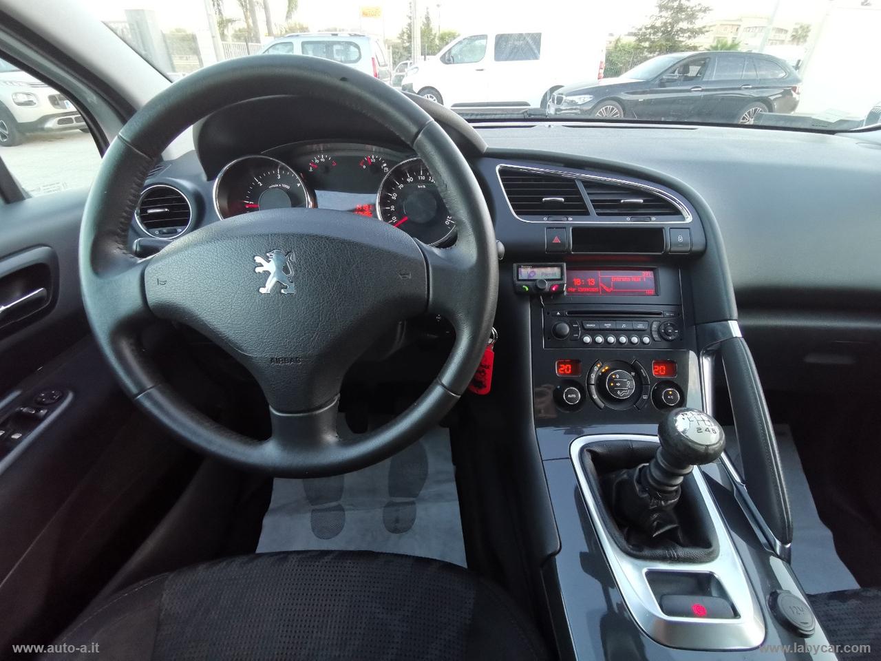 PEUGEOT 3008 1.6 HDi 112 CV Business