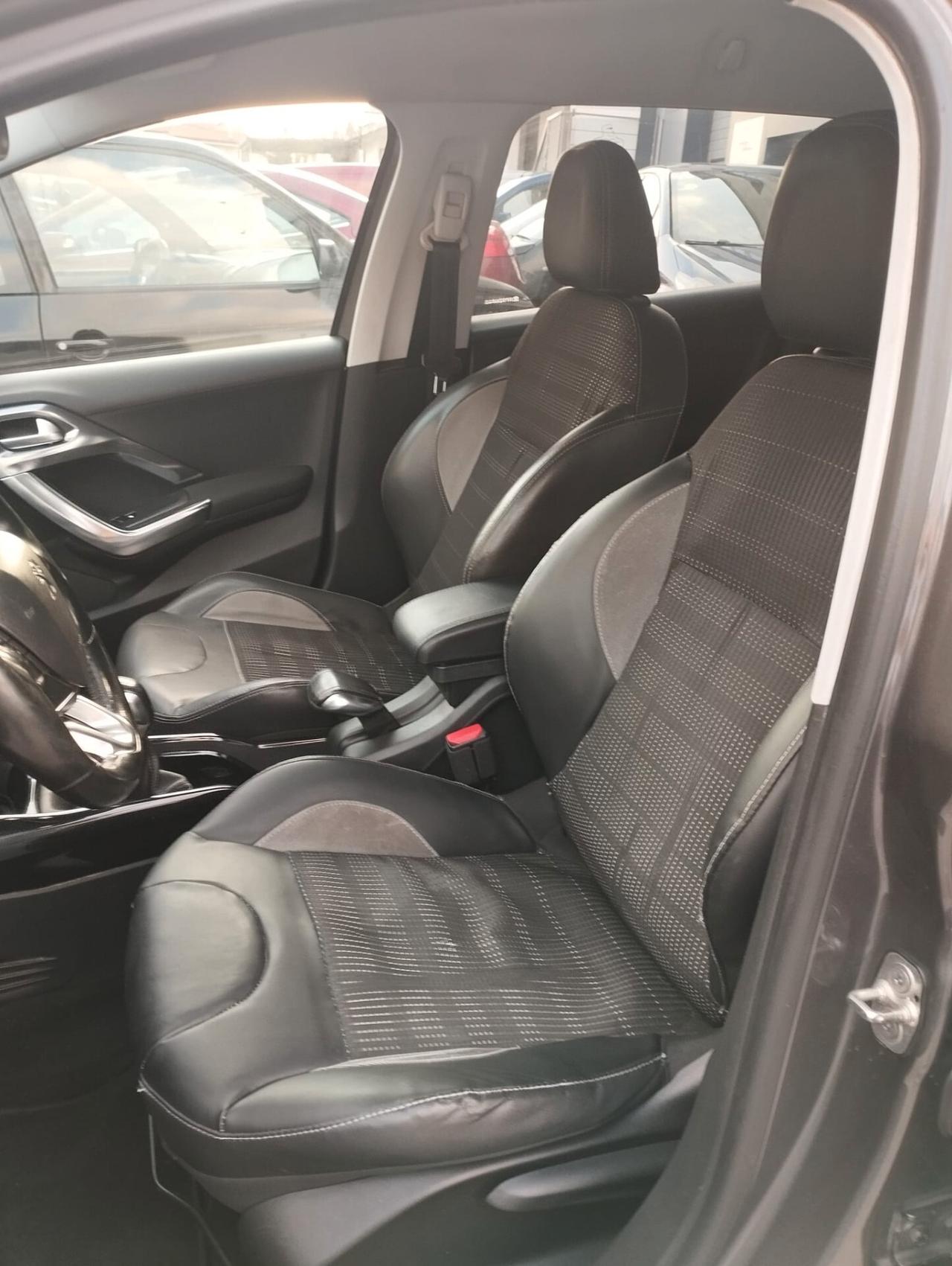 Peugeot 2008 BlueHDi 100 Allure