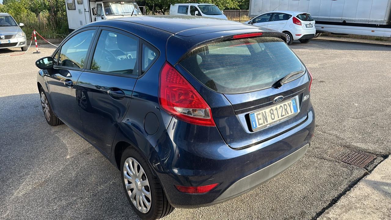 Ford Fiesta 1.2 benzina gpl 2012 da controllare