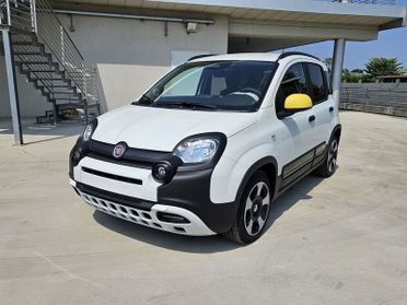 FIAT Panda Panda 1.0 FireFly S&S Hybrid Pandina CROSS