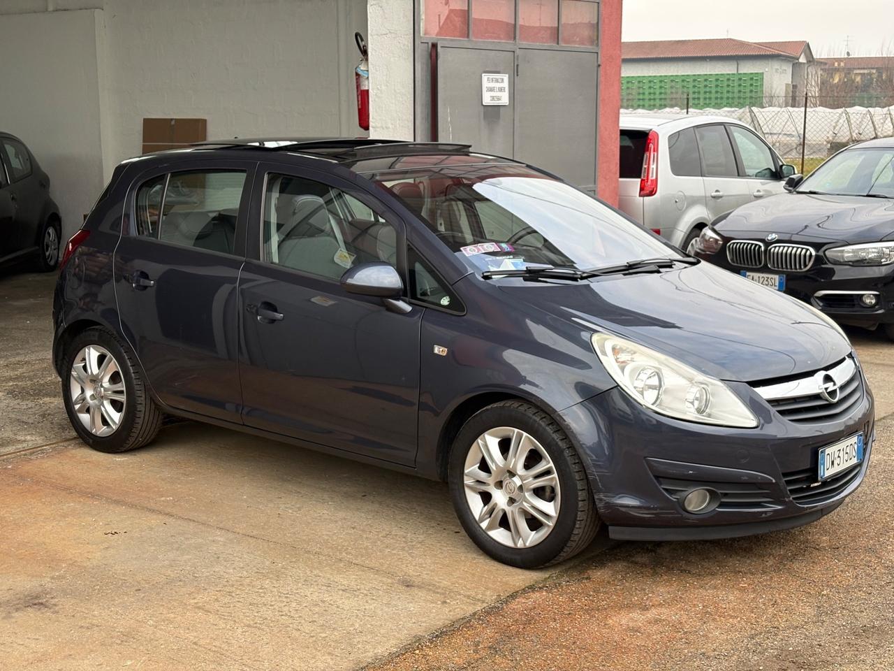 Opel Corsa 1.2 5 porte Cosmo TETTO PANORAMICO
