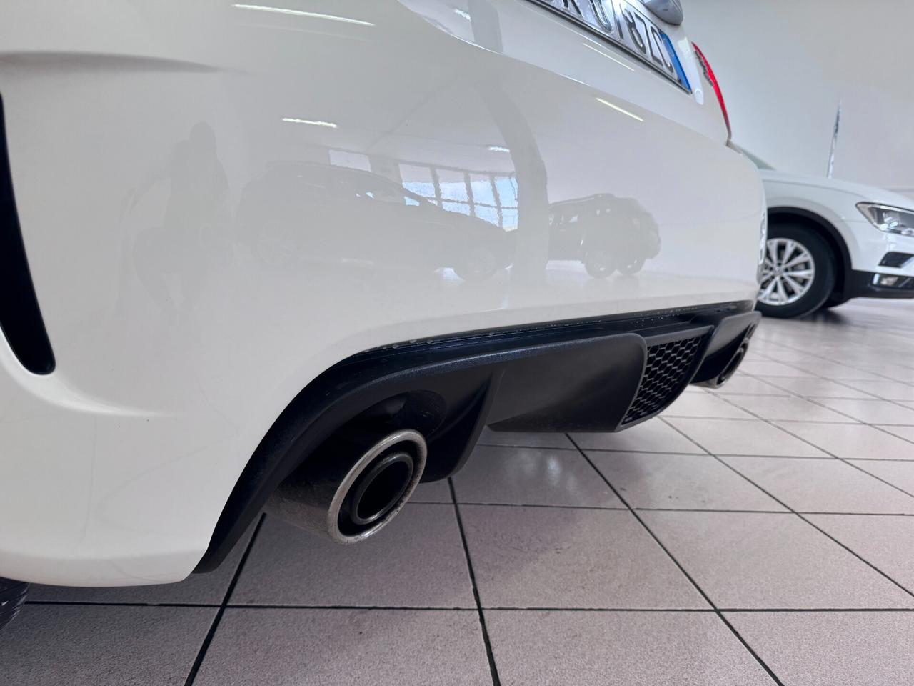 Abarth 500 1.4 Turbo T-Jet 135cv 595 Turismo