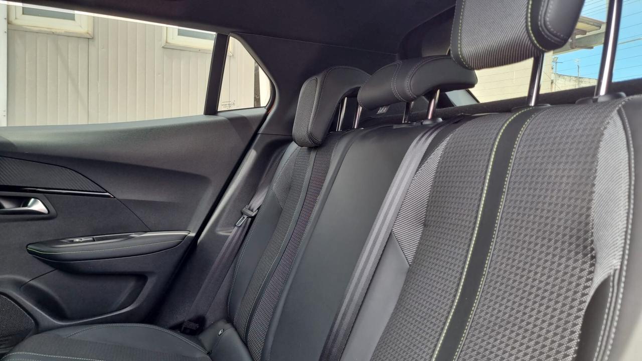Peugeot 2008 BlueHDi 100 S&S GT Line