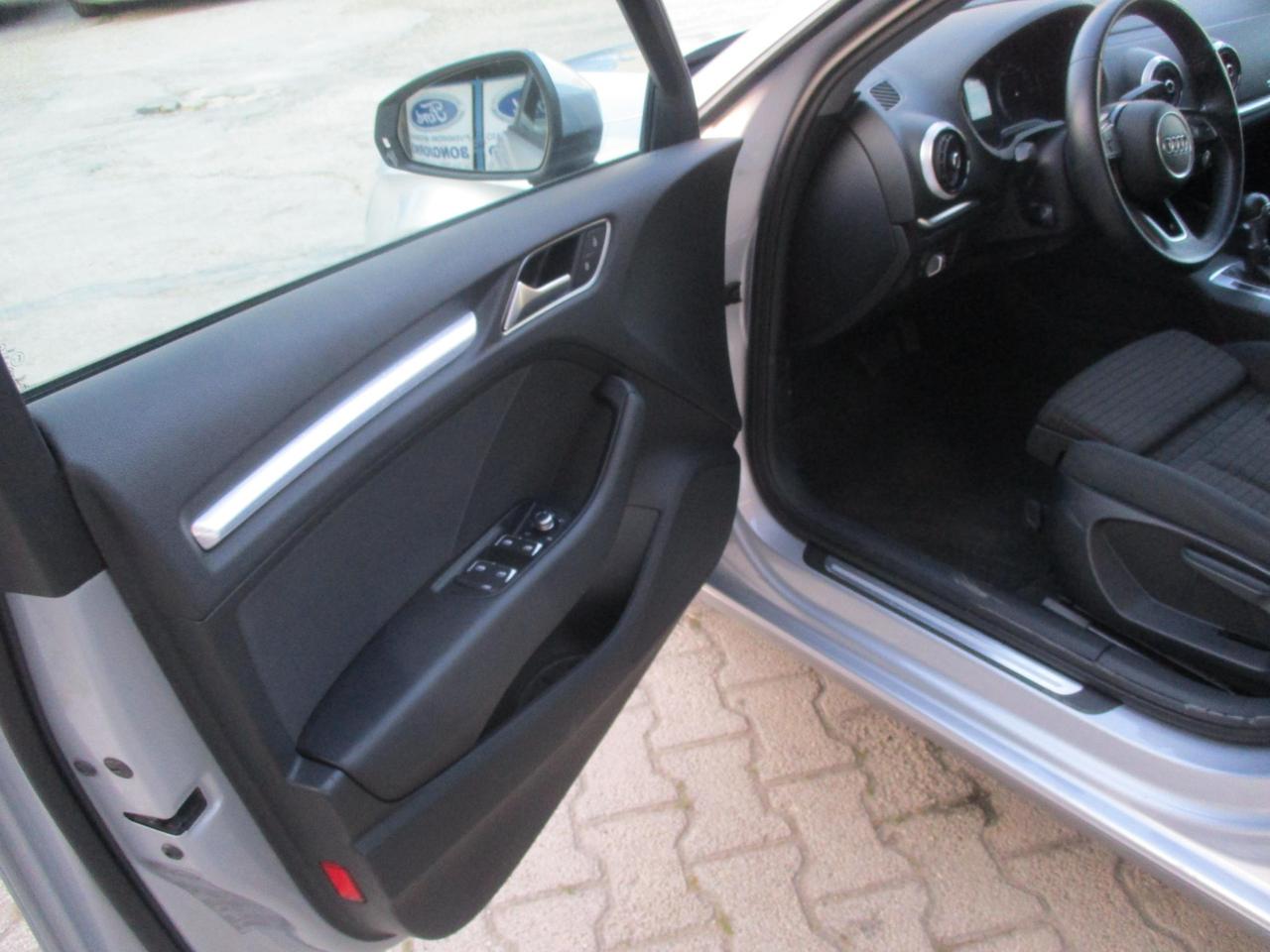 AUDI A3 SPORTBACK 35 2.0 tdi Sport 150cv