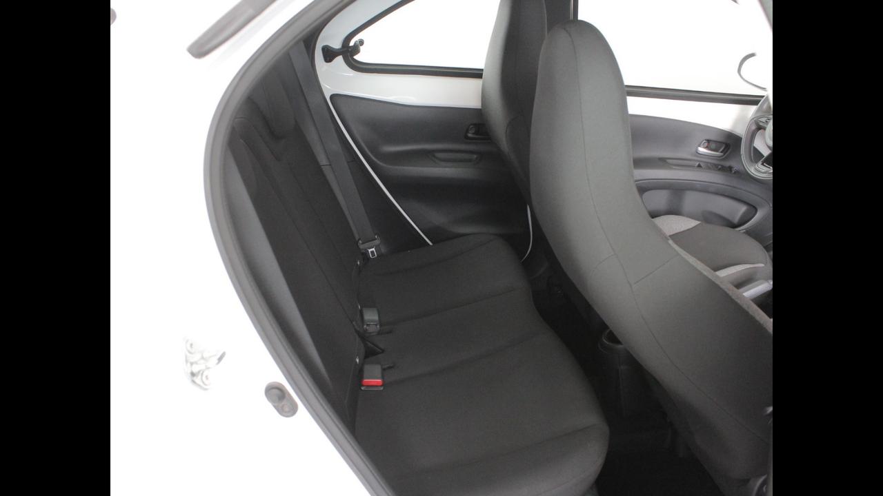 TOYOTA Aygo X - Aygo X 1.0 Active 72cv