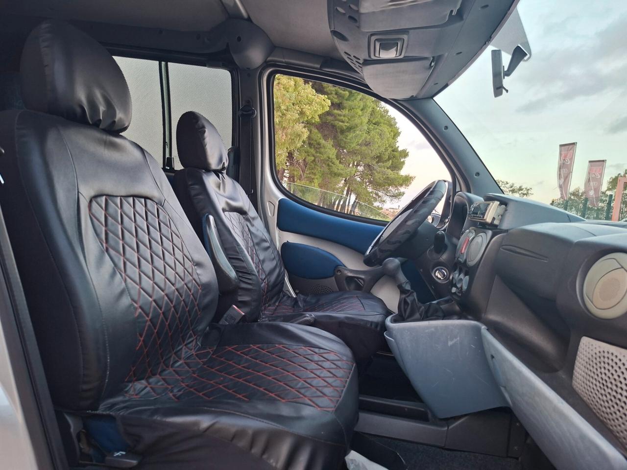 Fiat Doblò 105CV -5 POSTI *GANCIO TRAINO