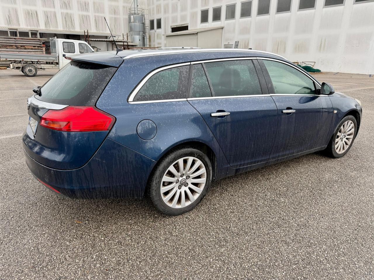 OPEL INSIGNIA SPORTS TOURER 2.0 CDTI