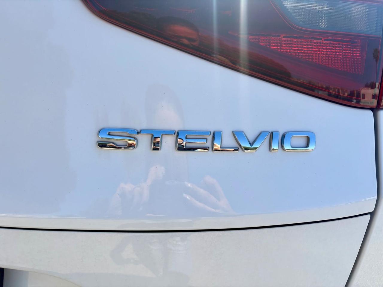 Alfa Romeo Stelvio Executive 2.2 #10521