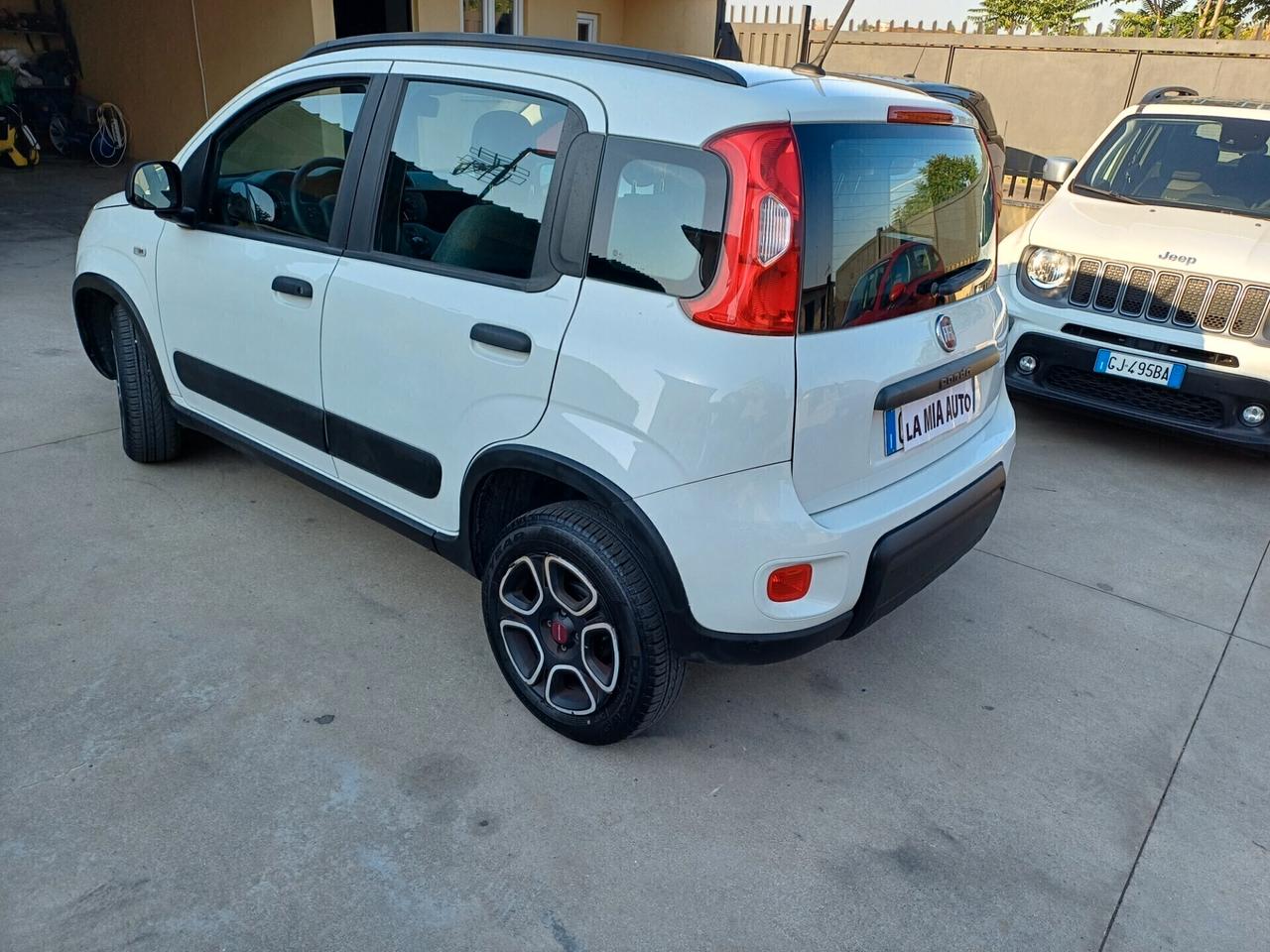 FIAT PANDA 1.0 CROSS (PER NEOPATENTATI)