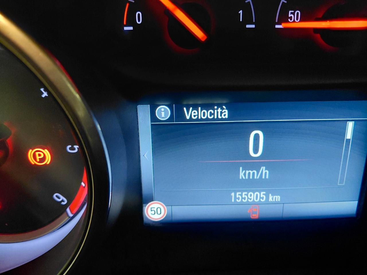 OPEL ASTRA ANNO 2016 DS 1.6 ADATTA NEOPATENTATI KM 155 mila