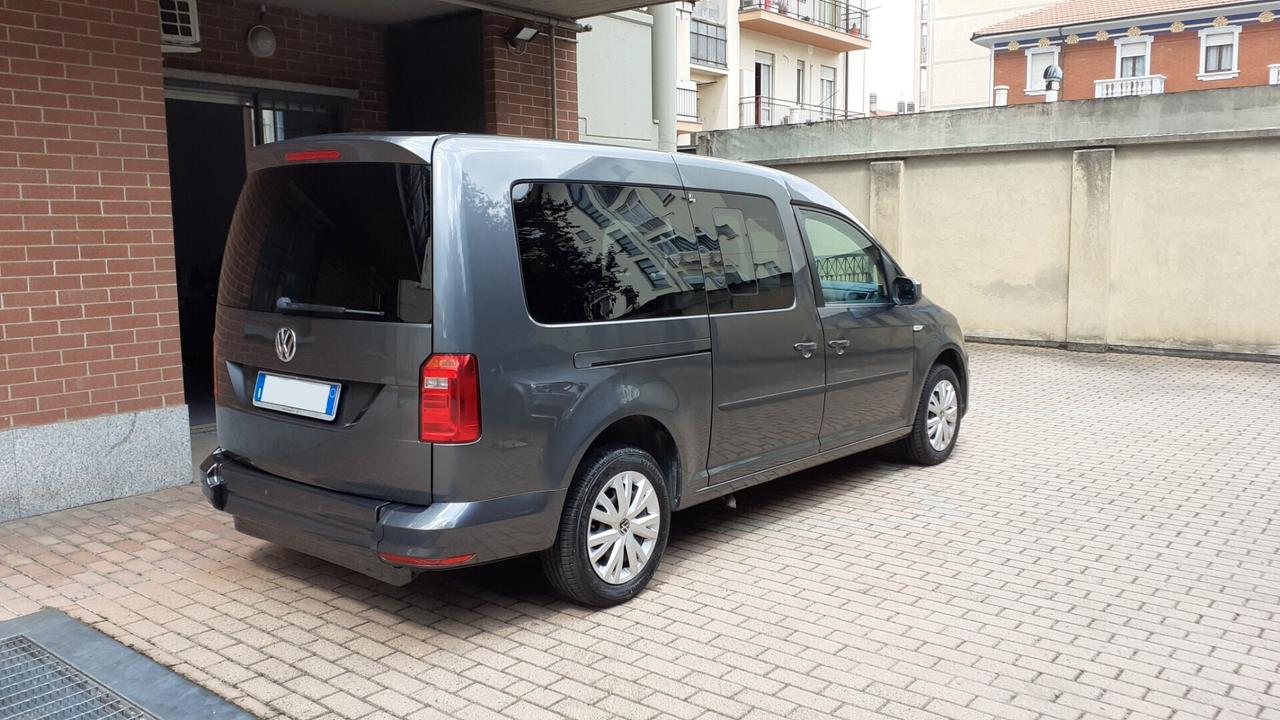Caddy trasporto disabili pedana DSG AUTO TDI