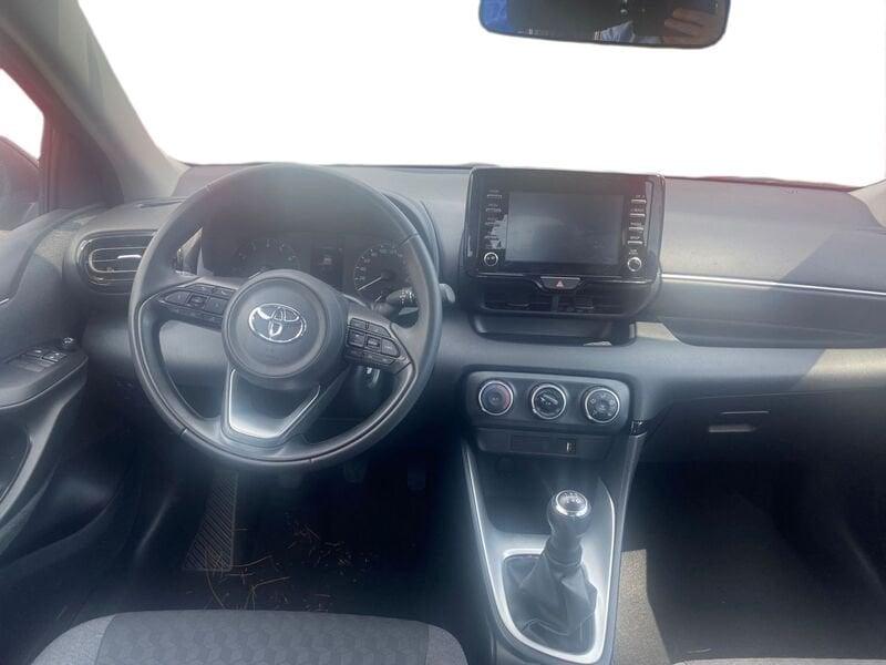 Toyota Yaris 1.0 5 porte Active