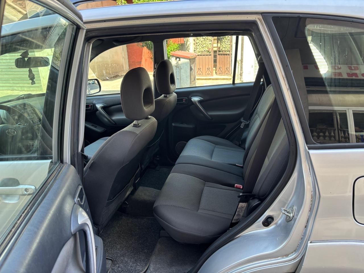 Toyota RAV 4 RAV4 2.0 Tdi D-4D cat 5 porte Sol