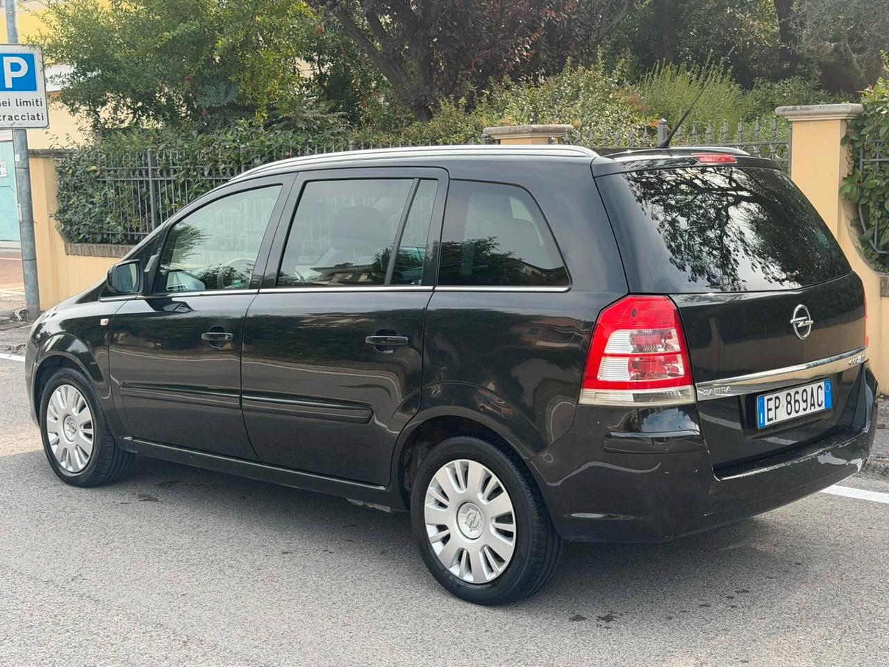 Opel Zafira 1.6 16V ecoM 150CV Turbo One