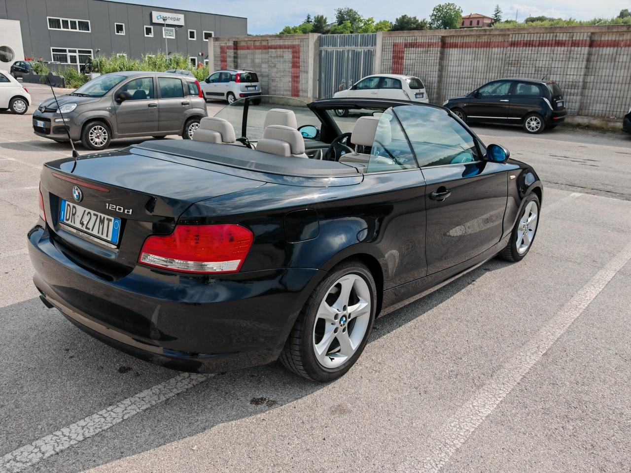 Bmw 120d CABRIO UNI PROP , MAI INCIDENT, PERFETTA PER IL SUO VISSUTO.