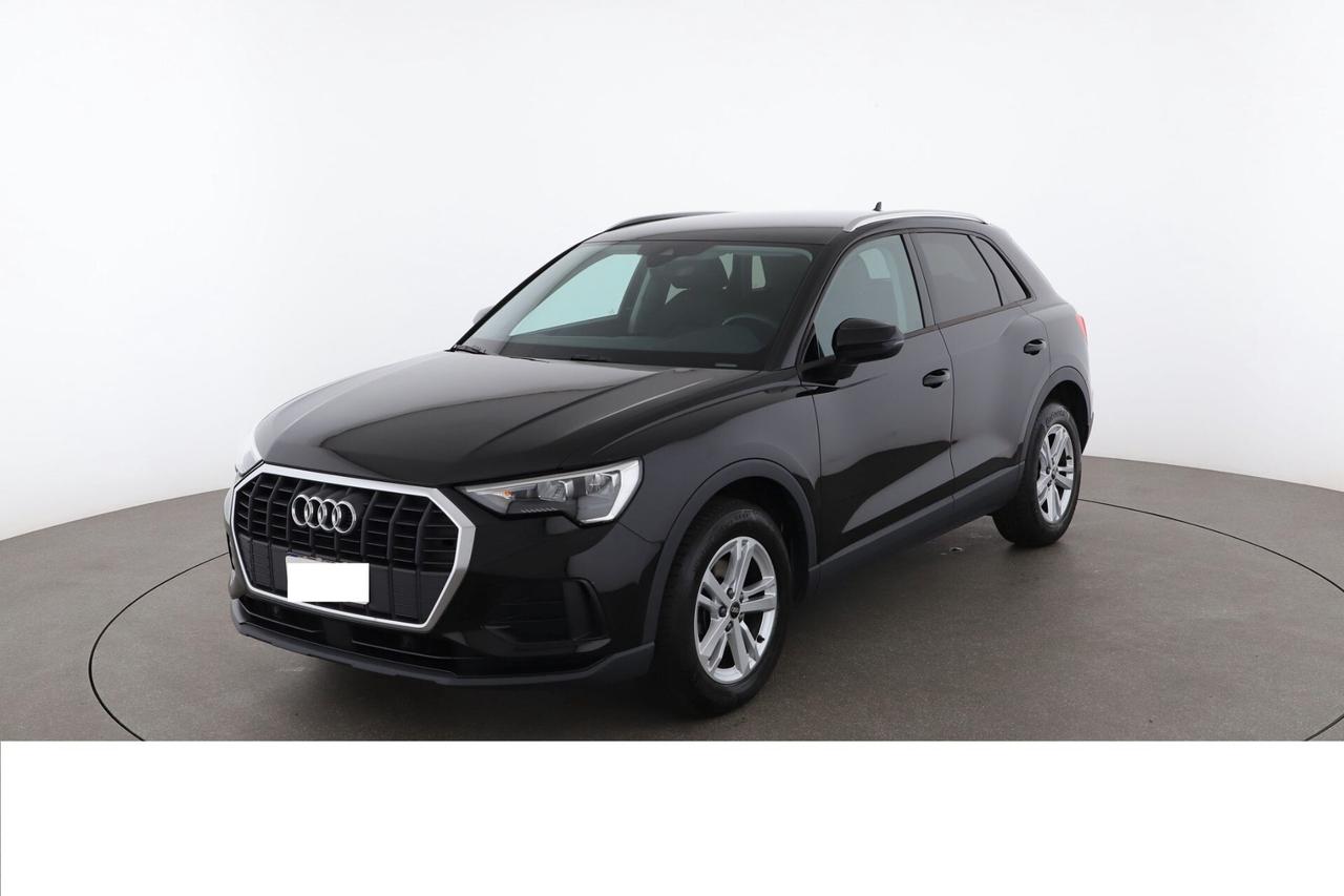 Audi Q3 35 TDI S tronic Business