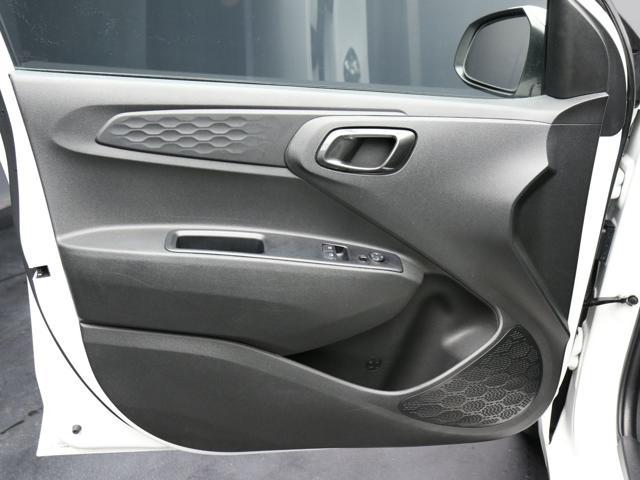 HYUNDAI i10 1.0 MPI Tech